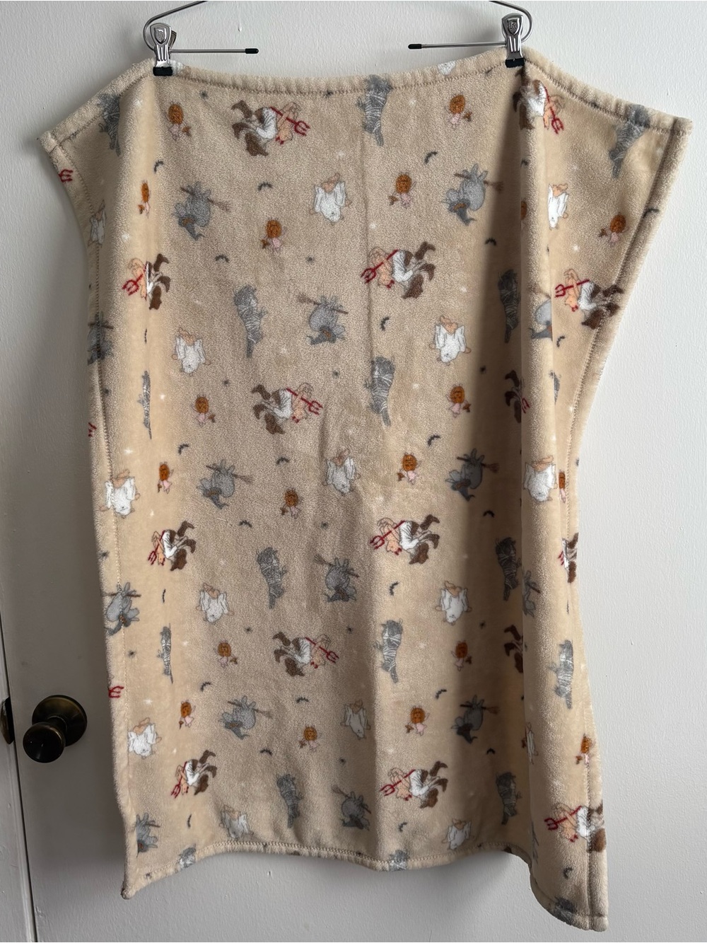Disney Pooh Bear Collection Winnie the Pooh Halloween Baby Small Throw Blanket